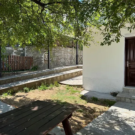 Apartman Katoi - Traditional House