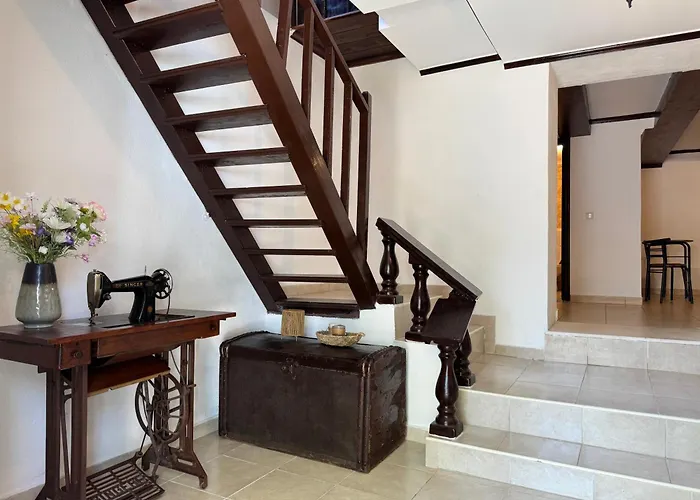 Katoi - Traditional House *